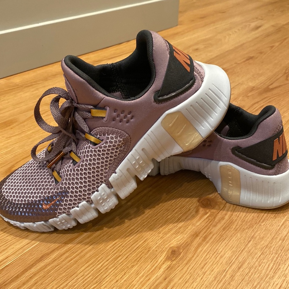 Nike Metcons. Practically new. Smoke free home.